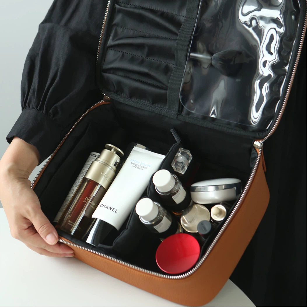 Large-Capacity Leather Travel Organiser
