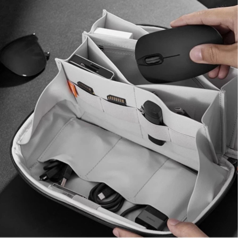 Lay-Flat Tech Organiser Case