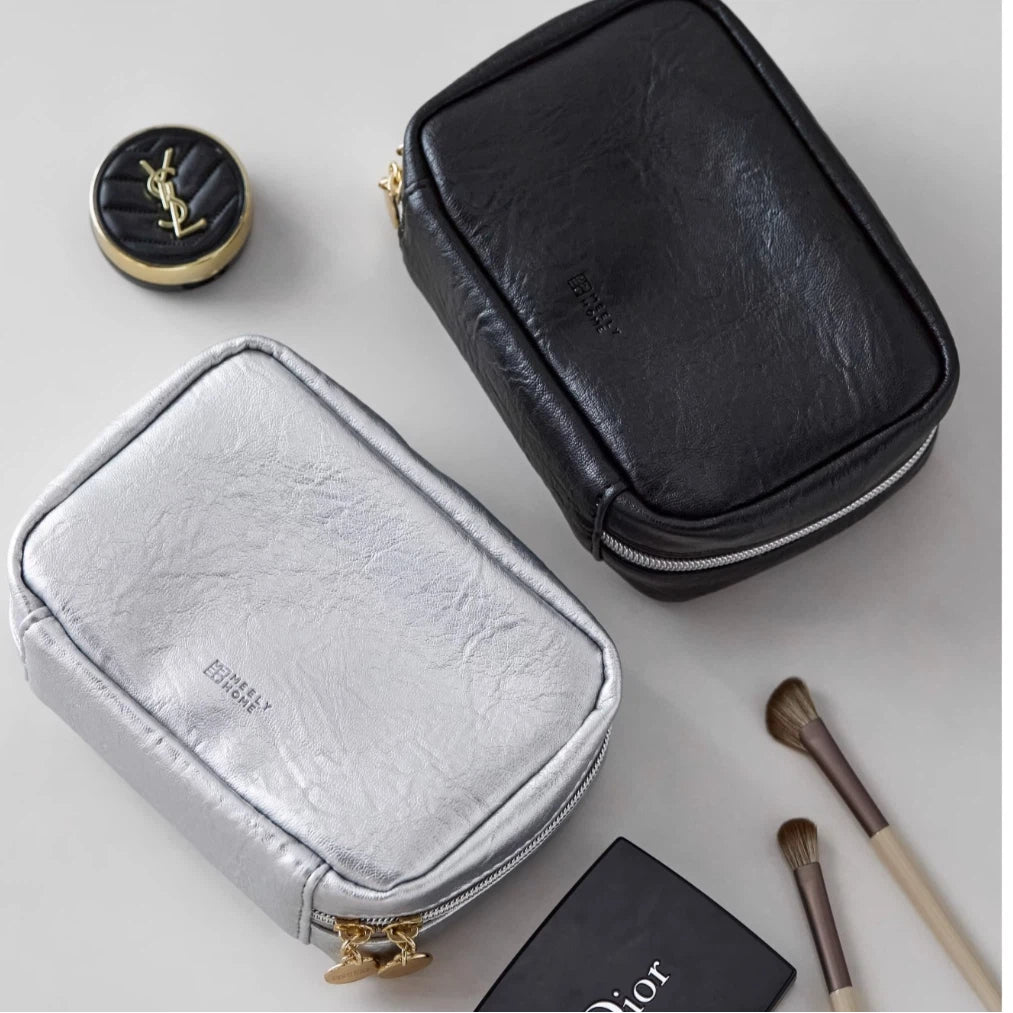 On-the-Go Cosmetic Case