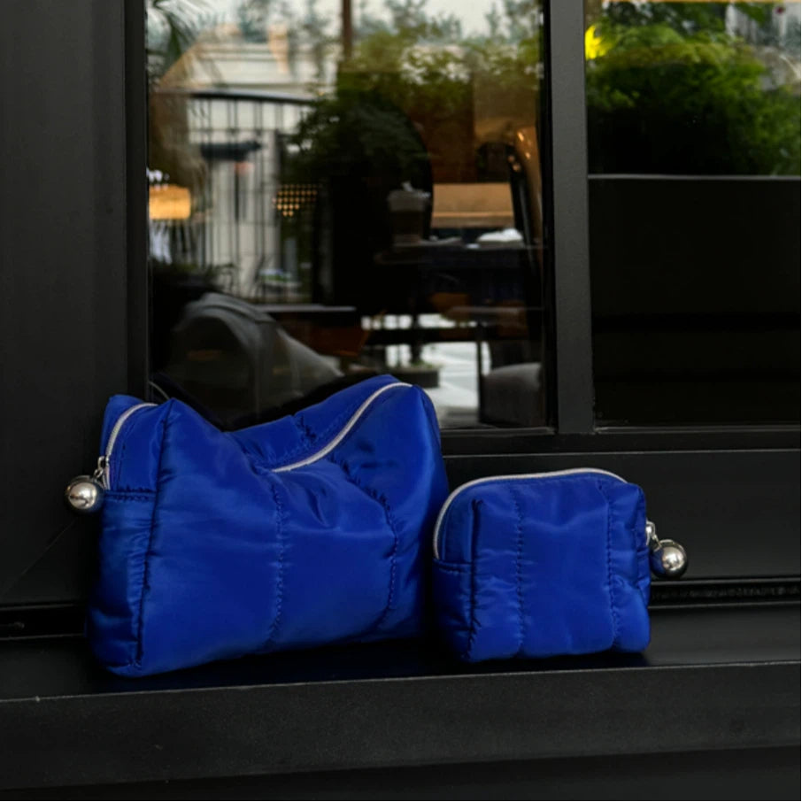 Cloud Puff Lightweight Organiser