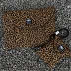 Gesteppte Laptoptasche mit Leopardenmuster
