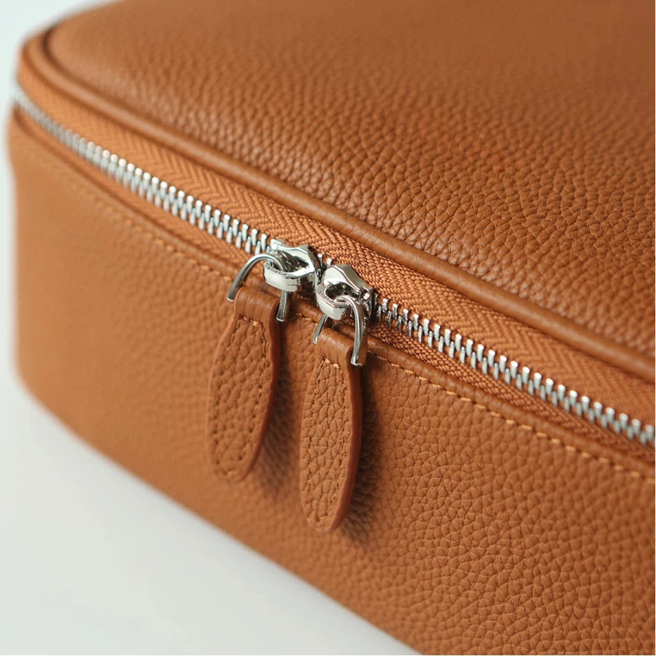Large-Capacity Leather Travel Organiser