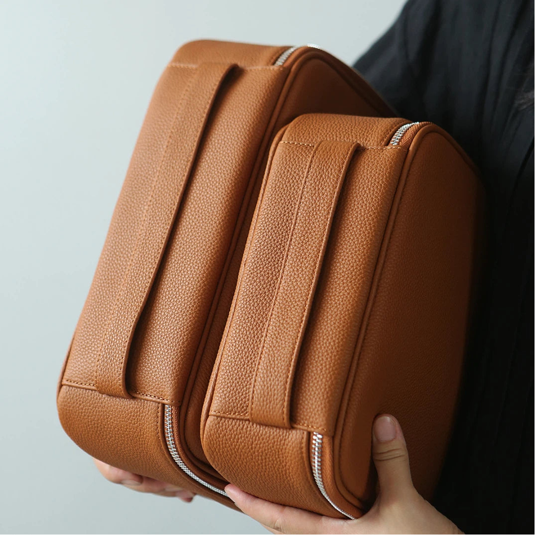 Large-Capacity Leather Travel Organiser