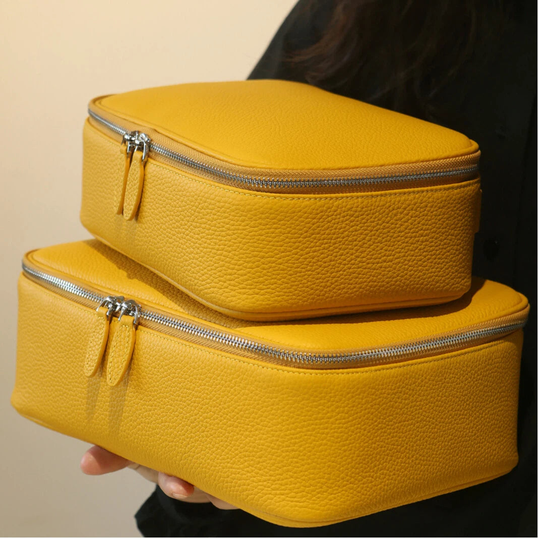 Large-Capacity Leather Travel Organiser