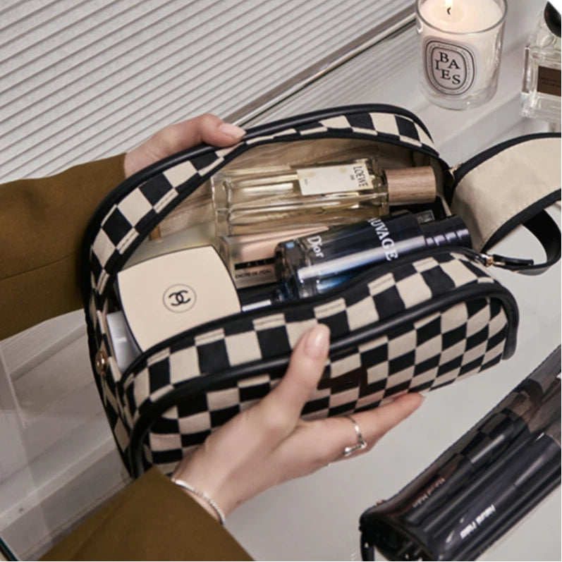 Checkmate Two-Zip Wash Bag