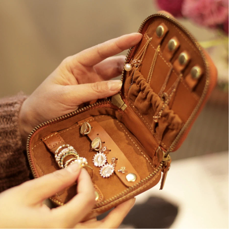 Compact Leather Jewellery Case