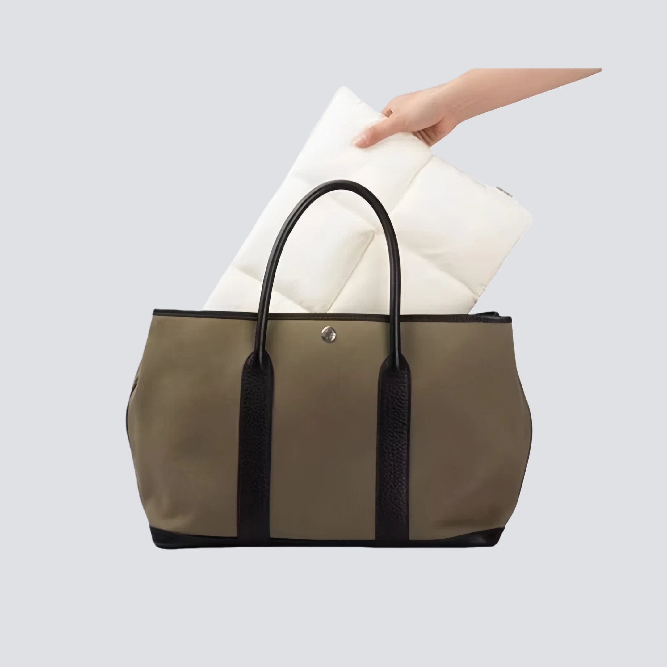 Quilted Magnetic Laptop Sleeve