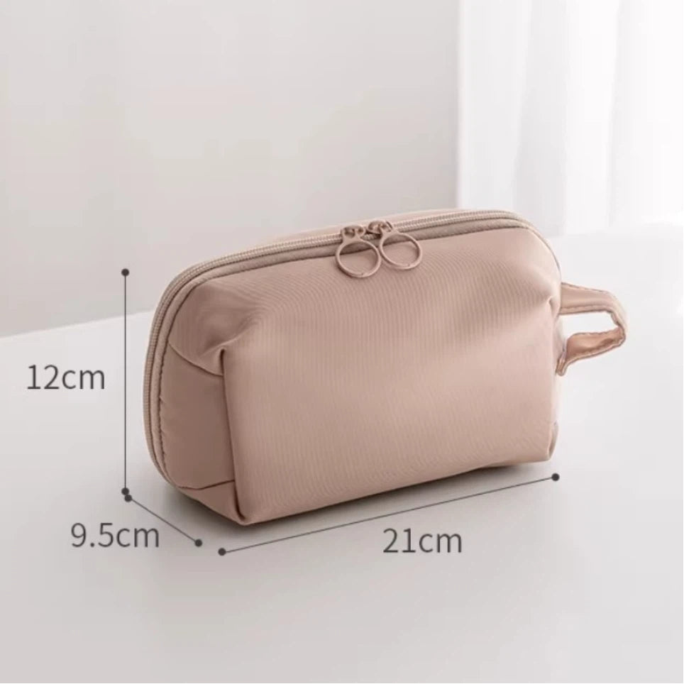 AeroWide Lightweight Cosmetic Case