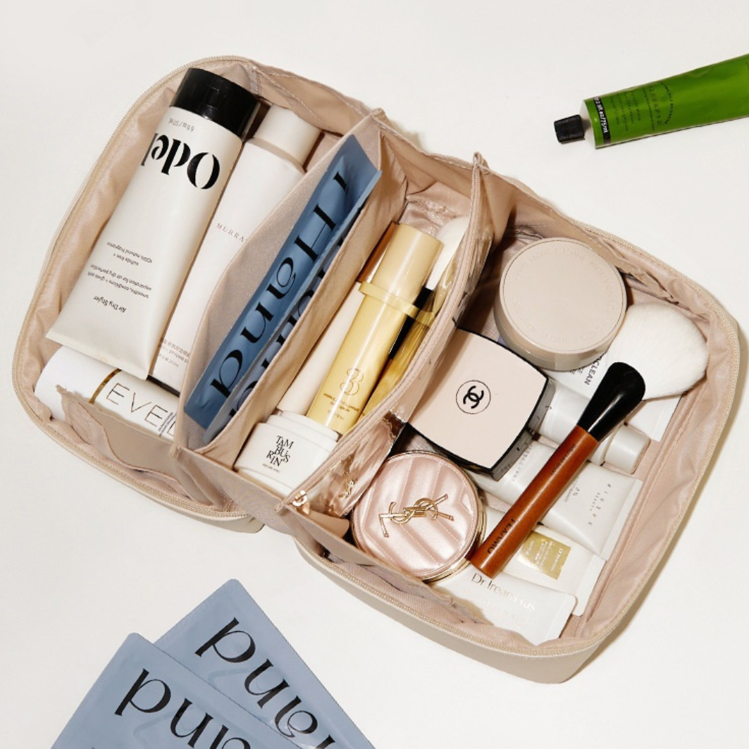 Lay-flat Makeup Bag