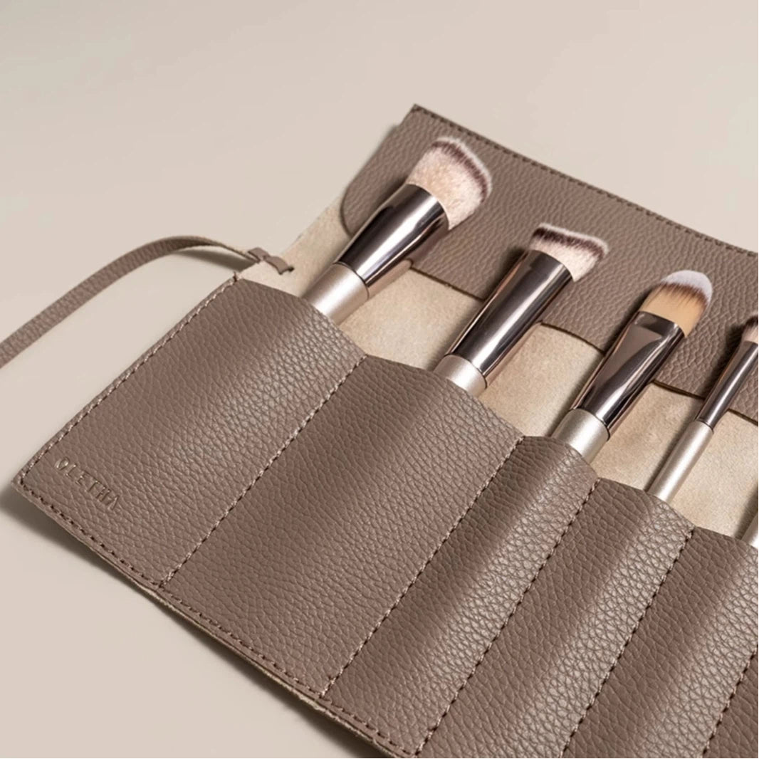 Roll-Up Travel Makeup Brush Organiser