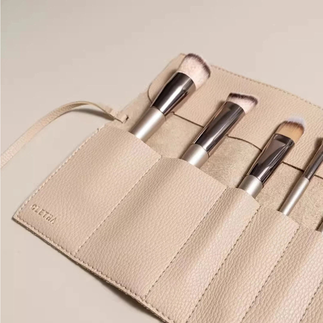 Roll-Up Travel Makeup Brush Organiser