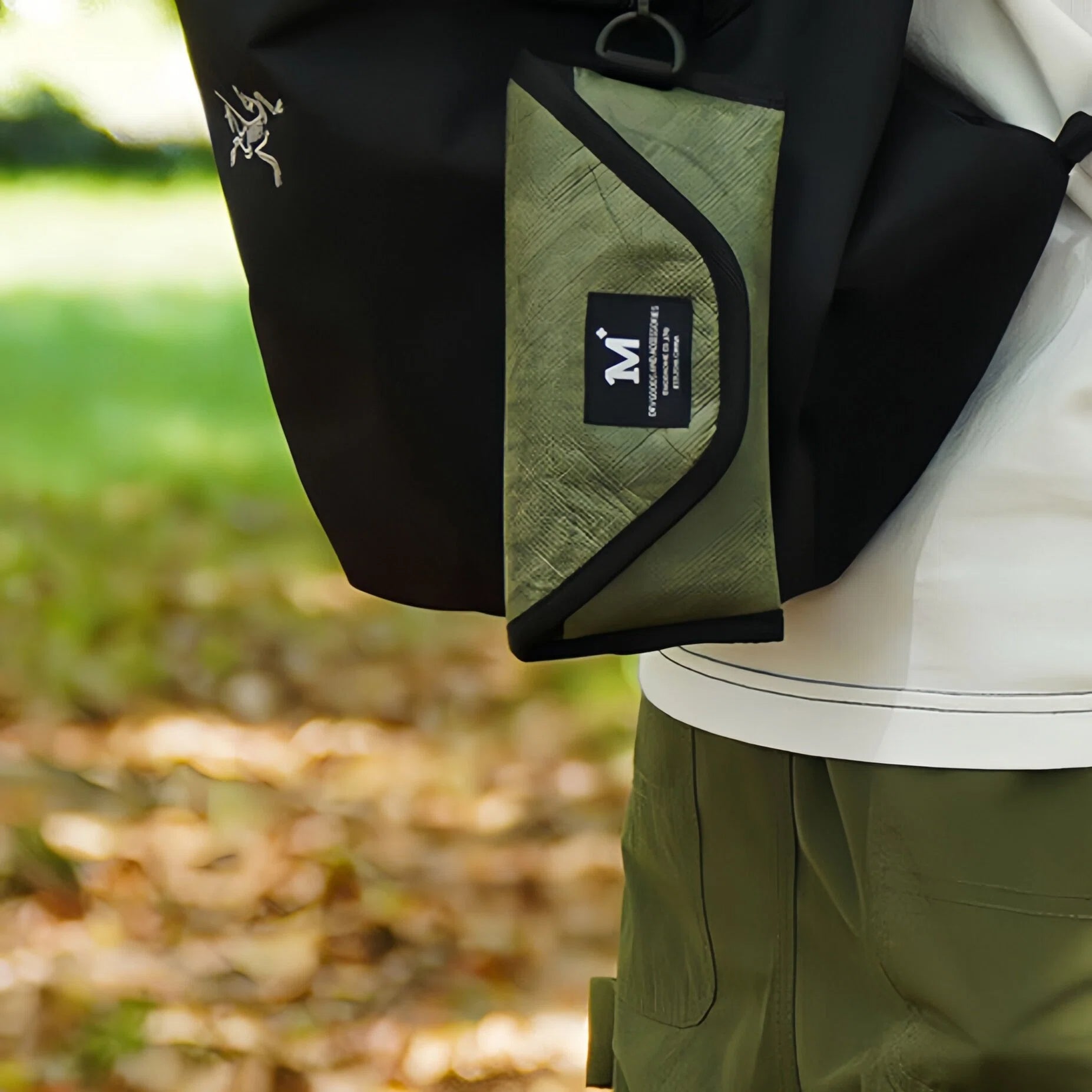 Minimal Tyvek Glasses Case