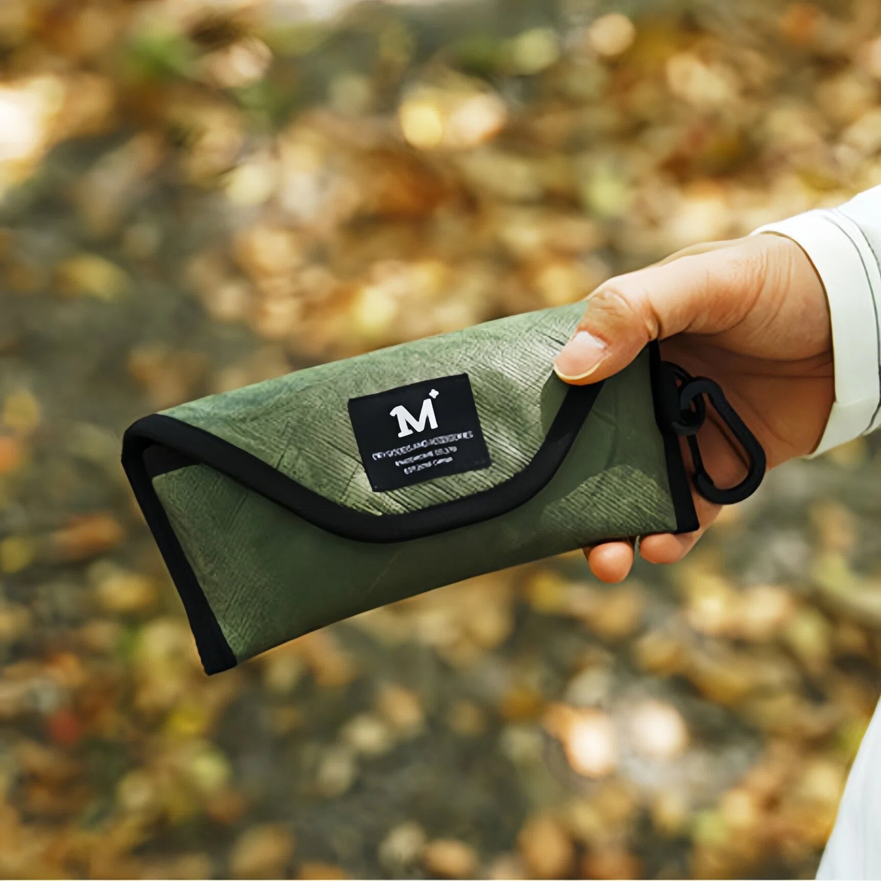 Minimal Tyvek Glasses Case