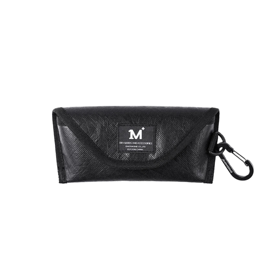 Minimal Tyvek Glasses Case