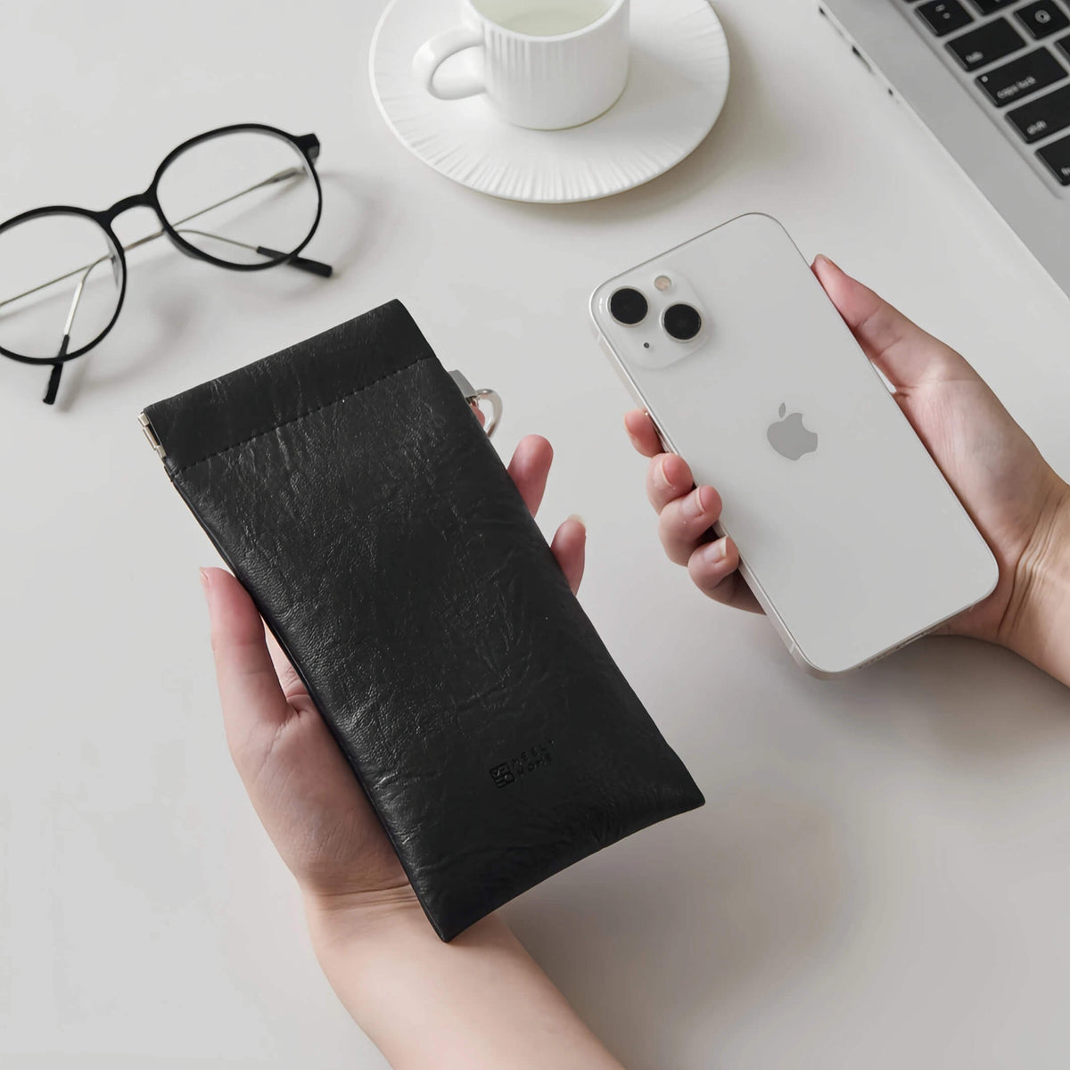 Handbestickte Perlen-Münz- & Kartenbörse