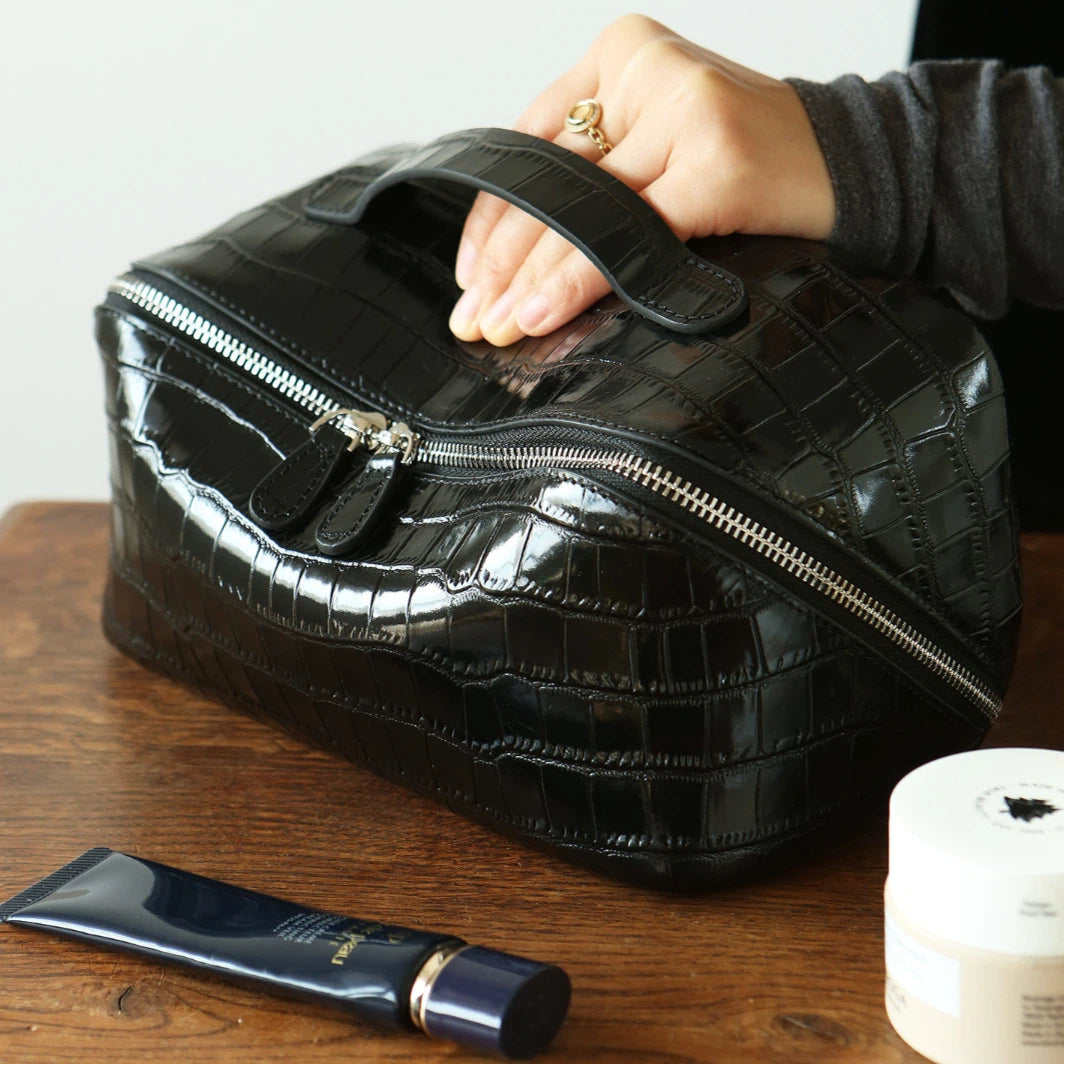 Glossy Leather Lay-Flat Makeup Case