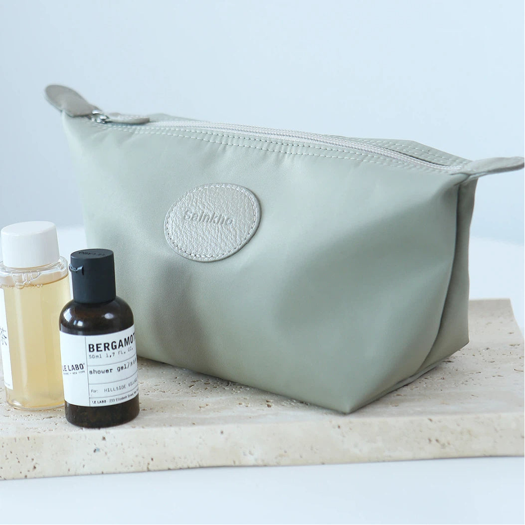 Ultra-Light Everyday Makeup Pouch